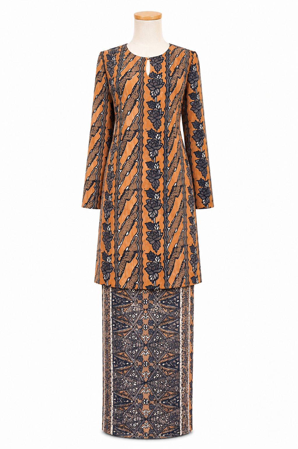 (PREORDER) Kurung Pahang Batik